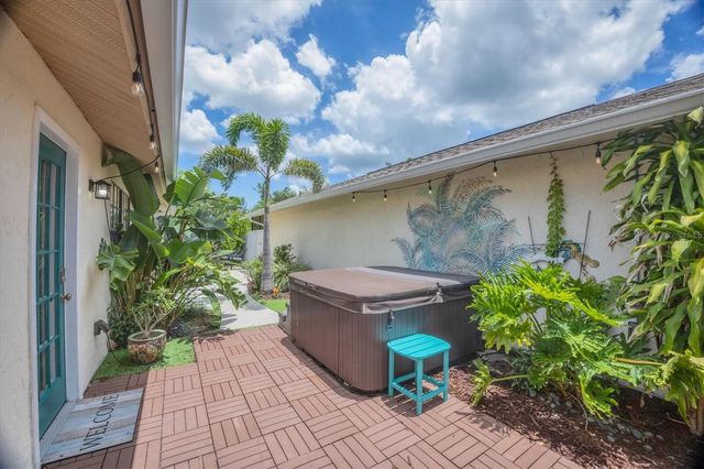 255 BOUNDARY BOULEVARD 105, Rotonda West, FL 33947