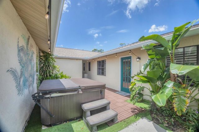 255 BOUNDARY BOULEVARD 105, Rotonda West, FL 33947