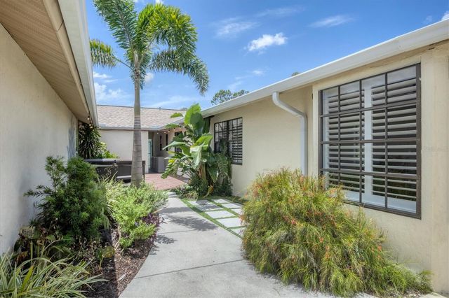 255 BOUNDARY BOULEVARD 105, Rotonda West, FL 33947