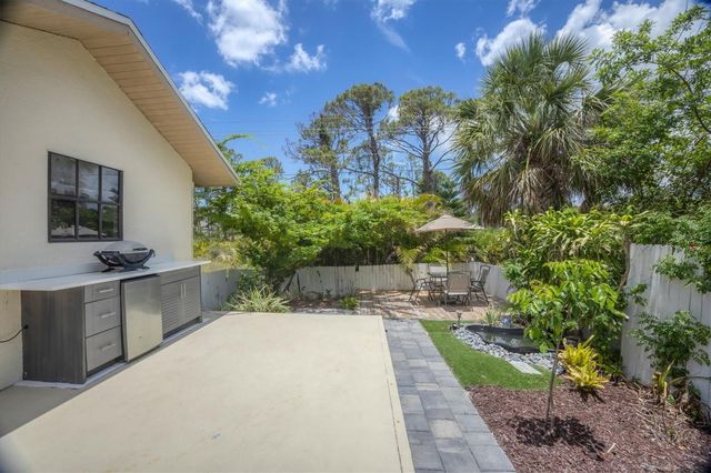 255 BOUNDARY BOULEVARD 105, Rotonda West, FL 33947