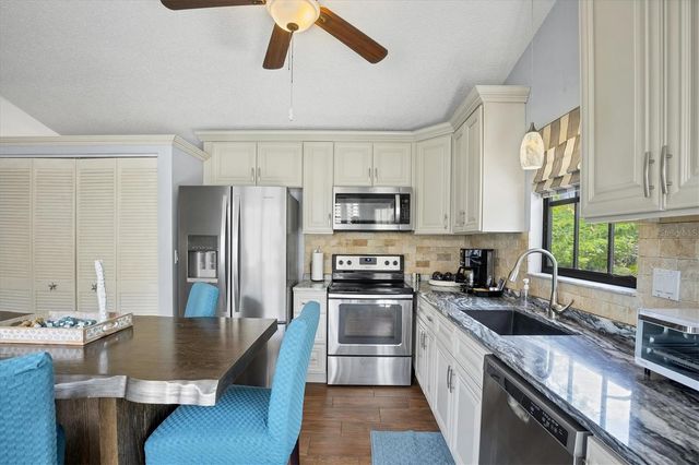 255 BOUNDARY BOULEVARD 105, Rotonda West, FL 33947