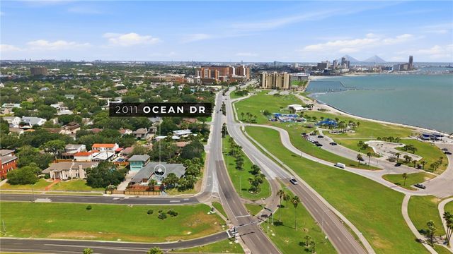2011 Ocean Dr, Corpus Christi, TX 78404