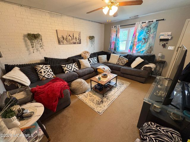 593 Garfield Avenue 20, Toms River, NJ 08753