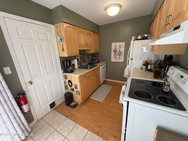 593 Garfield Avenue 20, Toms River, NJ 08753