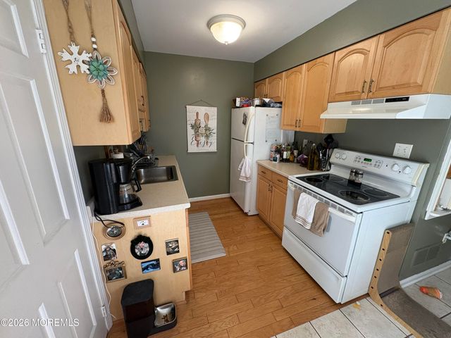 593 Garfield Avenue 20, Toms River, NJ 08753