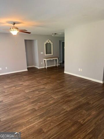 158 Meadowbrooke Drive, Milner, GA 30257