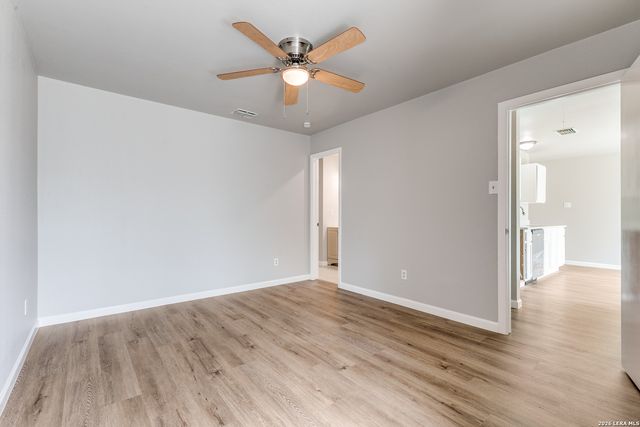 9710 Hidden Cross, San Antonio, TX 78250