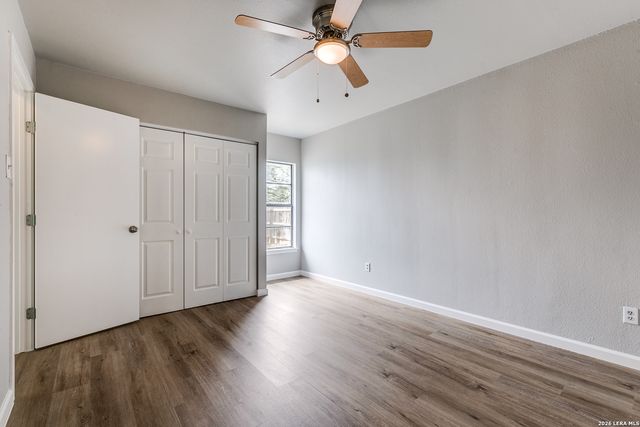 9710 Hidden Cross, San Antonio, TX 78250