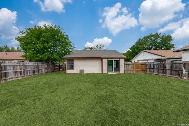 9710 Hidden Cross, San Antonio, TX 78250