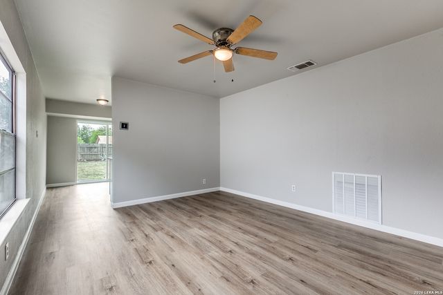 9710 Hidden Cross, San Antonio, TX 78250