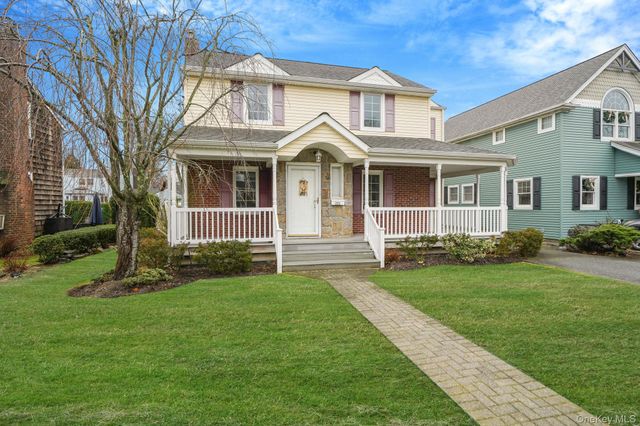 221 Thelma Avenue, Merrick, NY 11566