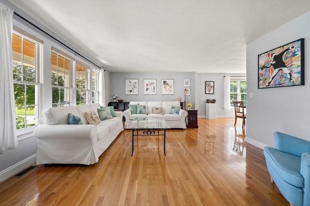 10 Clara Howard Way, Easton, MA 02356