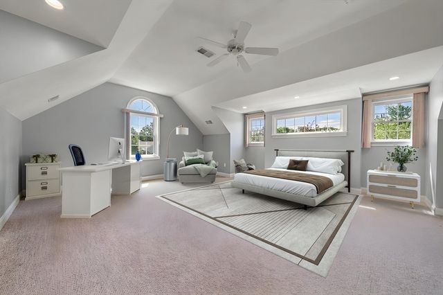 10 Clara Howard Way, Easton, MA 02356