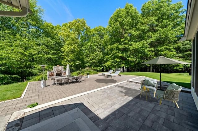 10 Clara Howard Way, Easton, MA 02356