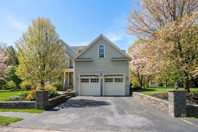 10 Clara Howard Way, Easton, MA 02356