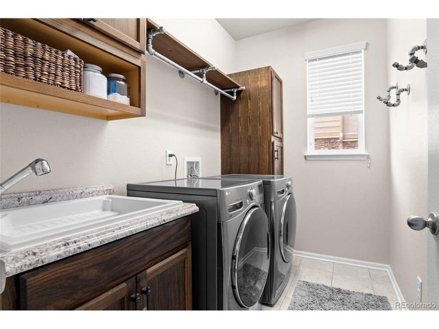 6678 Esmeralda Dr, Castle Rock, CO 80108