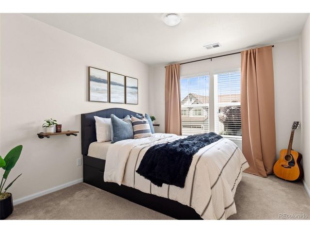 6678 Esmeralda Dr, Castle Rock, CO 80108