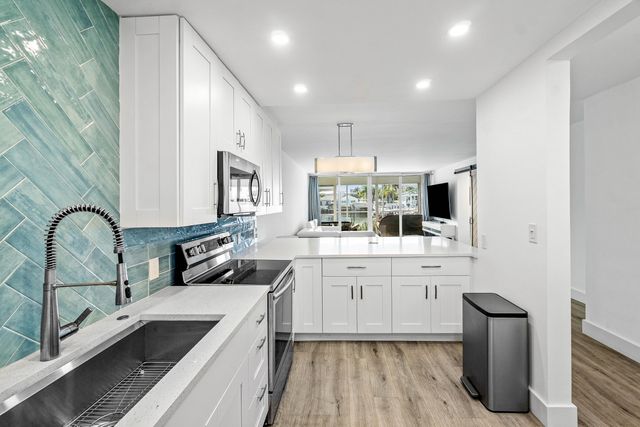 698 NE Spanish River Boulevard 0140, Boca Raton, FL 33431