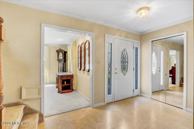 21 Applegate Road, Freehold, NJ 07728