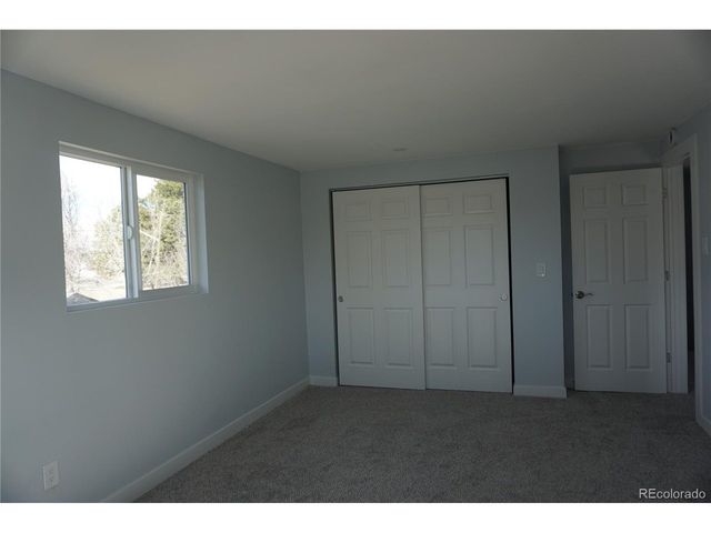 1657 Kingston St, Aurora, CO 80010