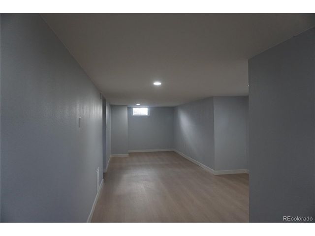 1657 Kingston St, Aurora, CO 80010