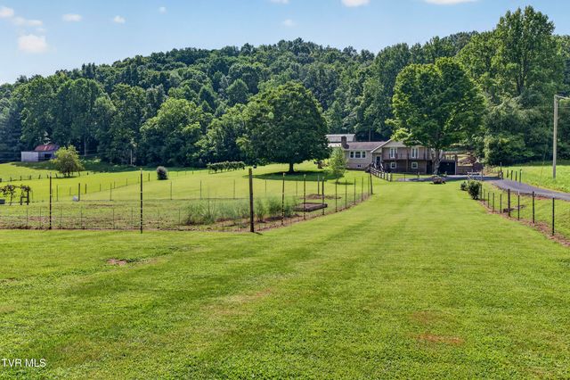 13422 Countiss Road, Abingdon, VA 24210