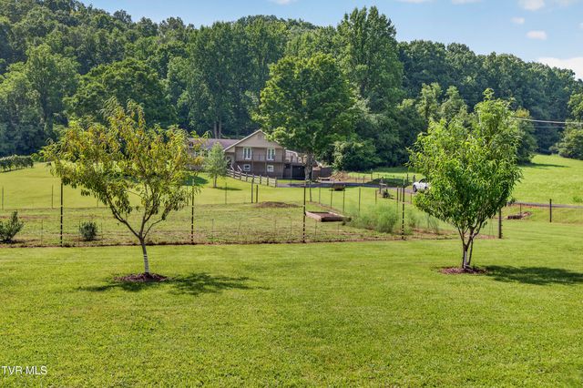 13422 Countiss Road, Abingdon, VA 24210