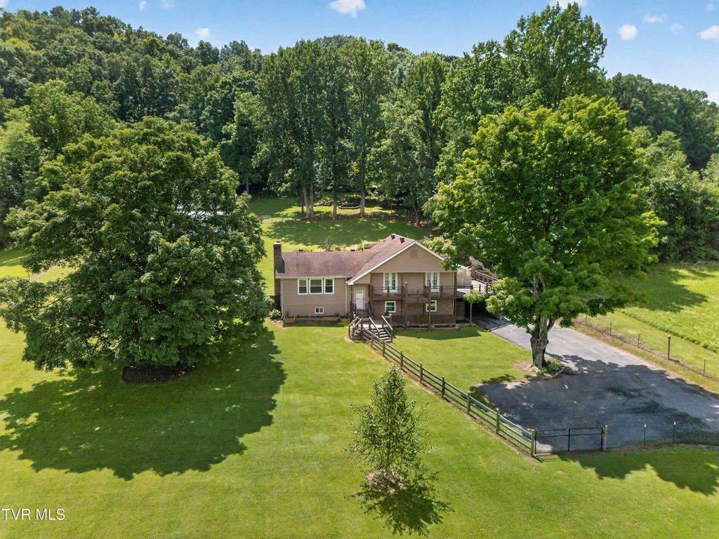 13422 Countiss Road, Abingdon, VA 24210
