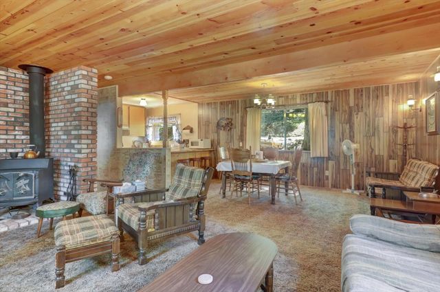 351 Silvertip Springs Dr, La Porte, CA 95981