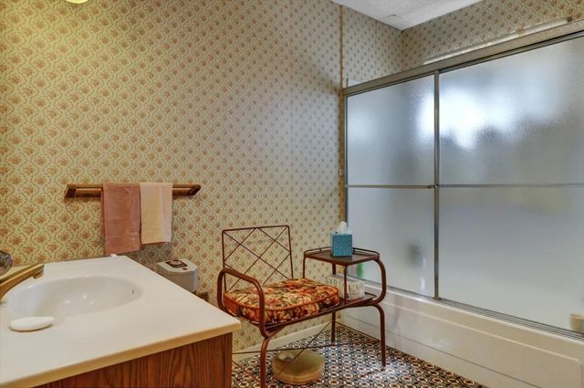 351 Silvertip Springs Dr, La Porte, CA 95981