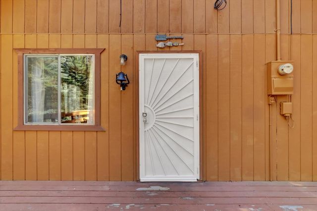 351 Silvertip Springs Dr, La Porte, CA 95981