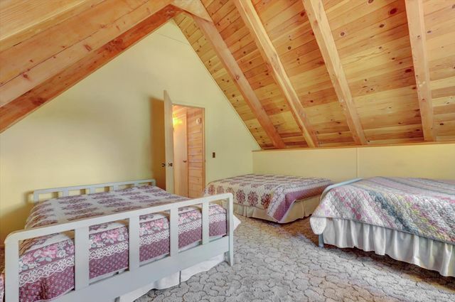 351 Silvertip Springs Dr, La Porte, CA 95981