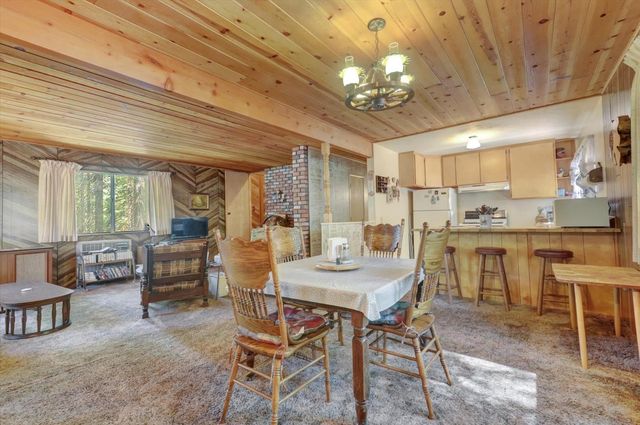 351 Silvertip Springs Dr, La Porte, CA 95981