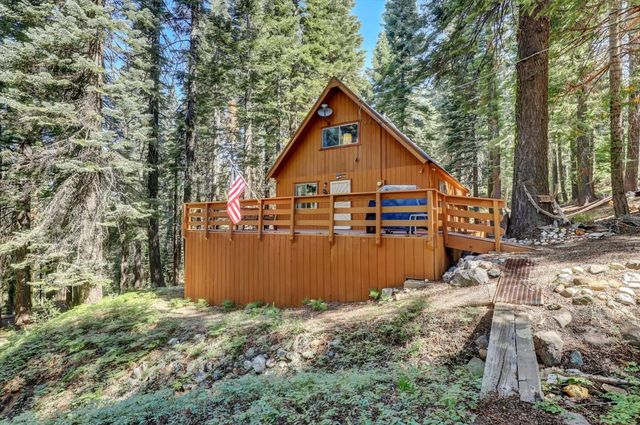 351 Silvertip Springs Dr, La Porte, CA 95981