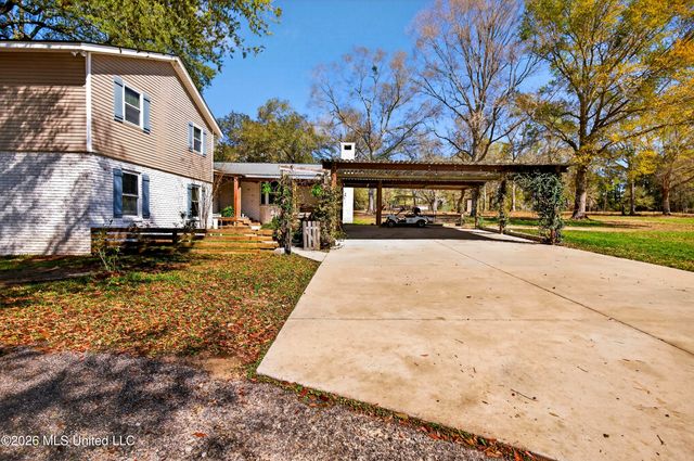 14035 Big Creek Road, Gulfport, MS 39503