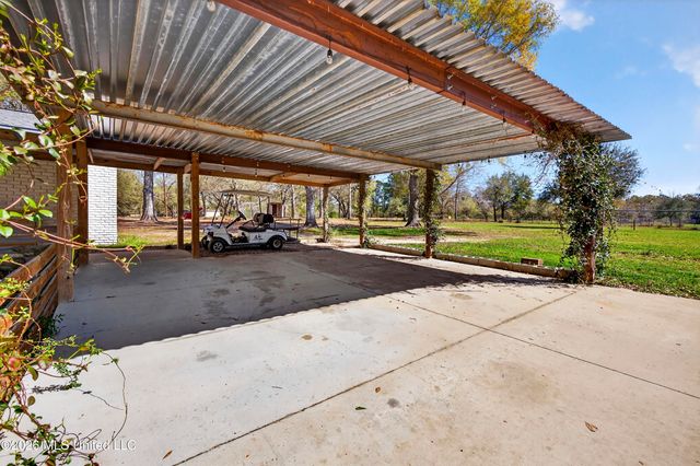 14035 Big Creek Road, Gulfport, MS 39503