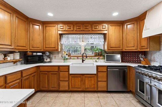 14035 Big Creek Road, Gulfport, MS 39503