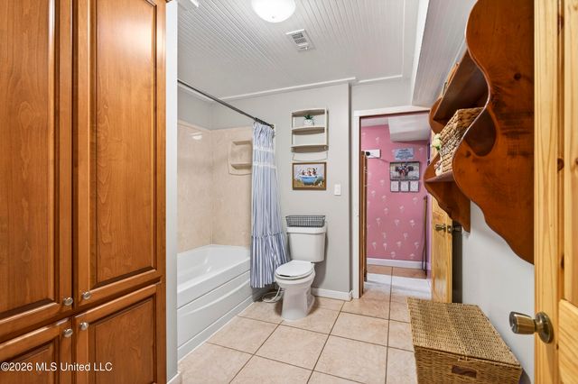 14035 Big Creek Road, Gulfport, MS 39503