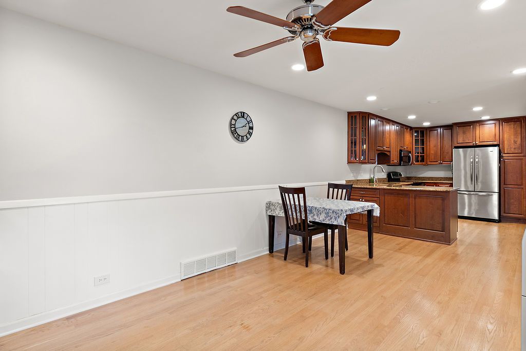 4 Harrogate On Oxford, Rolling Meadows, IL 60008 — photo 4