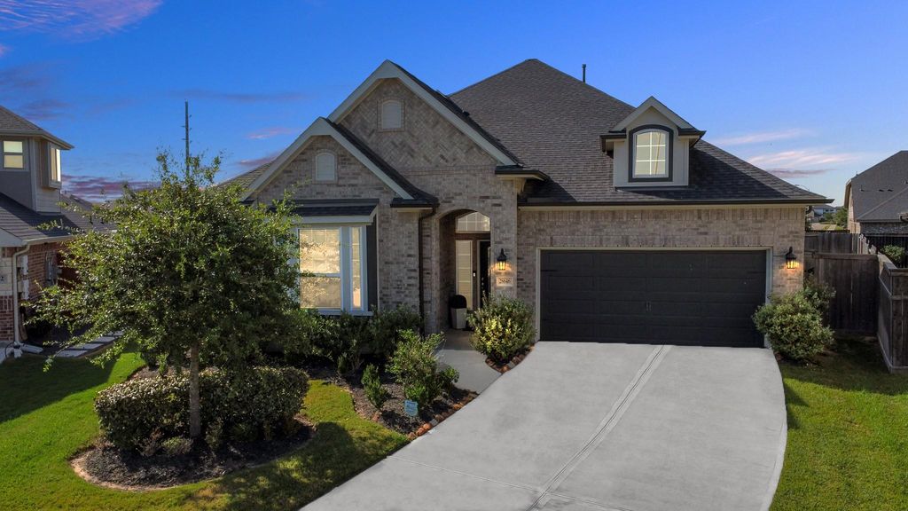 28646 Monarch Cliffs Drive, Fulshear, TX 77494