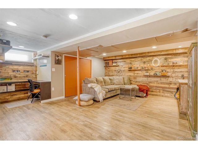 1630 S Sherman St, Denver, CO 80210