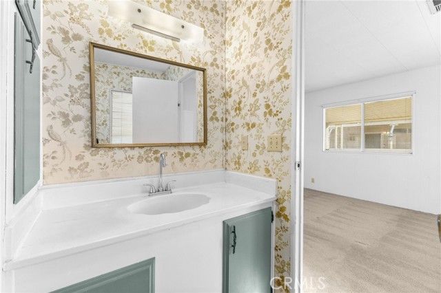 4133 W Wilson Street 16, Banning, CA 92220