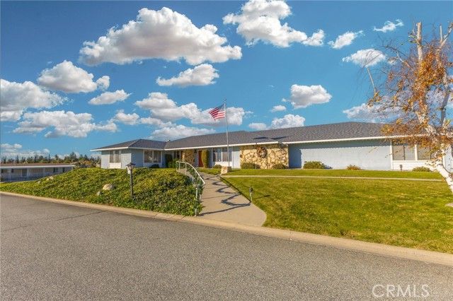 4133 W Wilson Street 16, Banning, CA 92220