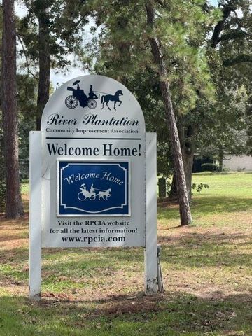 727 Angelina Drive, Conroe, TX 77302