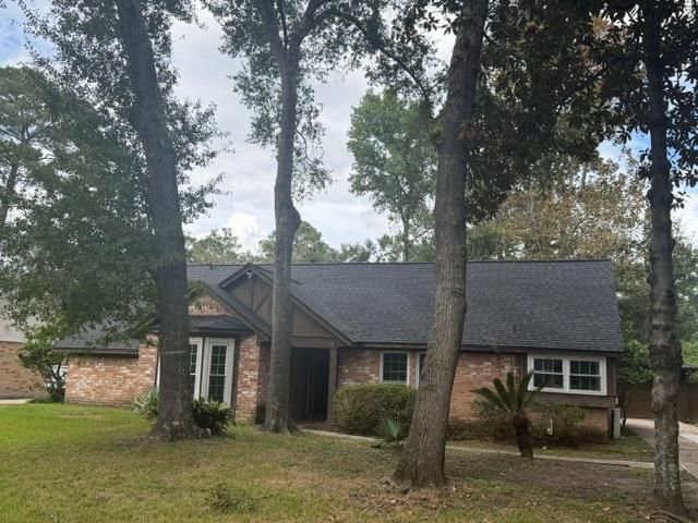 727 Angelina Drive, Conroe, TX 77302