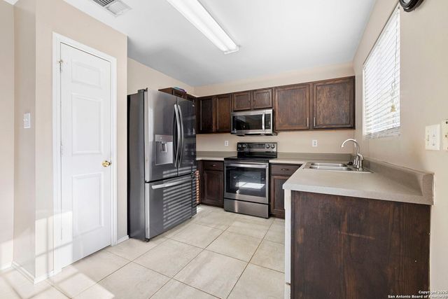 100 Cypress Willow, Cibolo, TX 78108