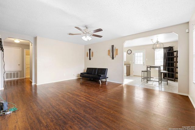 100 Cypress Willow, Cibolo, TX 78108
