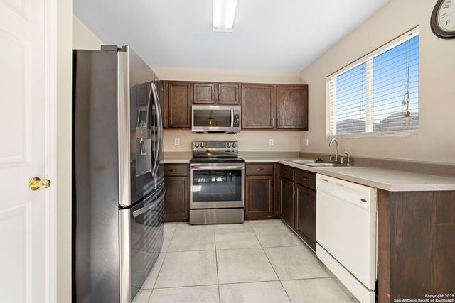 100 Cypress Willow, Cibolo, TX 78108