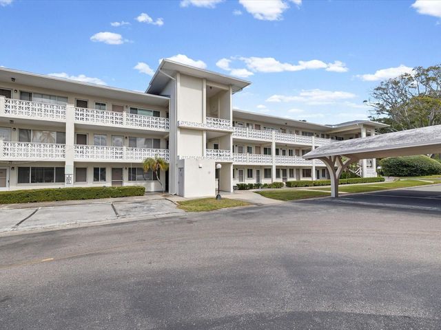 1235 S HIGHLAND AVENUE 2-207, Clearwater, FL 33756