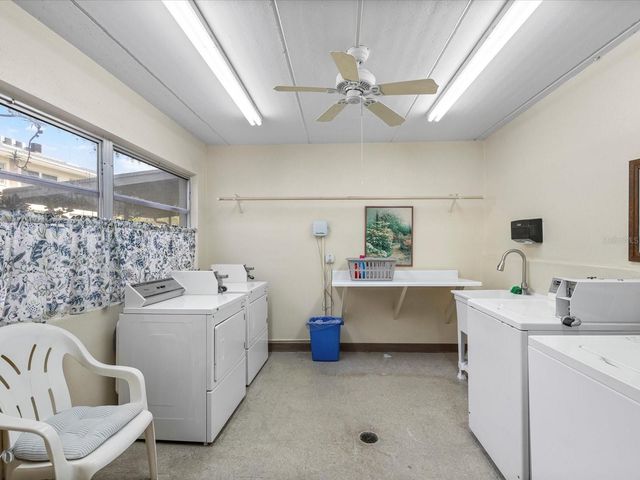 1235 S HIGHLAND AVENUE 2-207, Clearwater, FL 33756